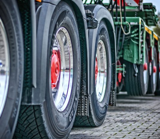 Circulación de máquinas agrícolas automotrices-cosechadoras que superen los límites de masas y dimensiones