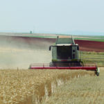 Procedimiento para la comunicación de paso de cosechadoras por un tramo de autovía a un centro de gestión de tráfico