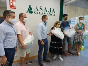 Entrega de premios en la sede de ASAJA Salamanca. FOTO: ASAJA Salamanca.