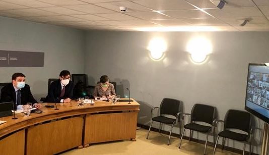 El Gobierno se reúne con las CCAA para planificar el movimiento de los temporeros y prevenir posibles brotes de Covid-19