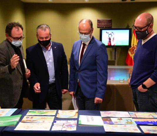 La salmantina Nerea Ullán, de 6 años, gana el concurso de pintura infantil de ASAJA