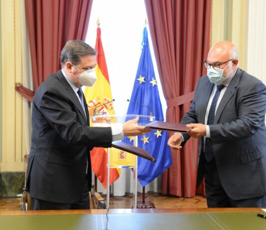 El Gobierno activa el plan de modernización de regadíos con un primer paquete por 332 millones de euros de inversión pública