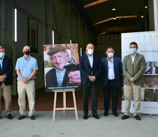 Los Premios Zarcillo llegan a la mayoría de edad y homenajean a Alejandro Fernández creando una categoría a la trayectoria que siempre llevará su nombre