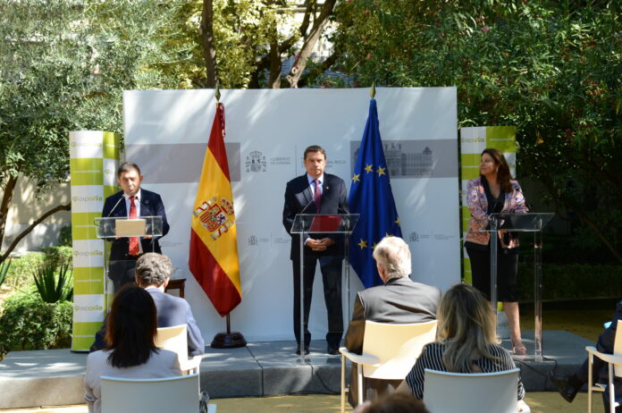 08092021ministroexpoliva4_tcm30-575863