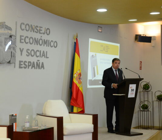 Luis Planas destaca la voluntad política y el compromiso del Gobierno por el desarrollo socioeconómico del medio rural