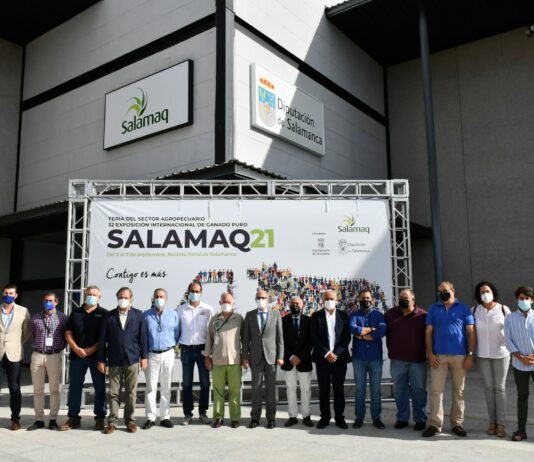 Diputación, asociaciones ganaderas y organizaciones profesionales agrarias firman el Manifiesto a favor del sector primario, la ganadería y el sector cárnico
