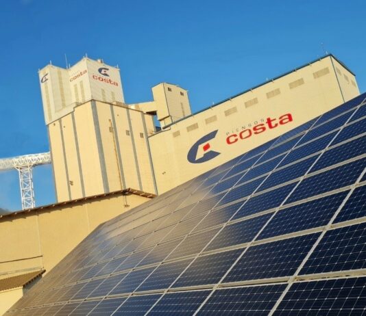 MNM Solar asume la instalación de paneles solares de autoconsumo en todos los centros de producción del Grupo Costa
