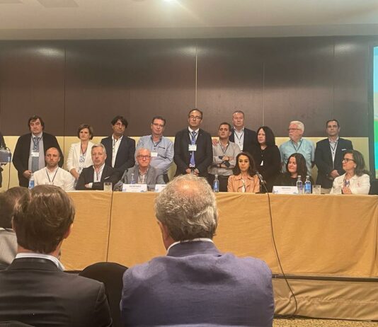 Pedro Barato, reelegido presidente nacional de ASAJA Pedro Barato, junto a los miembros de su candidatura.