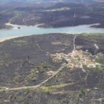 El incendio forestal de la Sierra de la Culebra está estabilizado y baja a Nivel 1