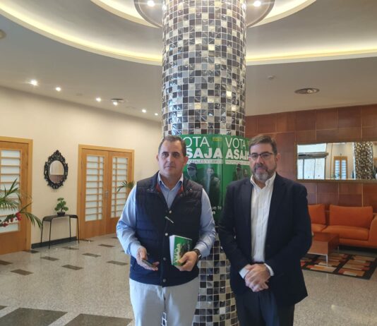 Juan Luis Delgado: “Si el sector recibe ayudas es porque ASAJA las consigue” Juan Luis Delgado, presidente de ASAJA Salamanca, y Juan José Álvarez, secretario de ASAJA Nacional.