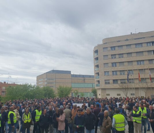 La Plataforma de Ganaderos Unidos convoca una manifestación motorizada el 3 de mayo en Salamanca