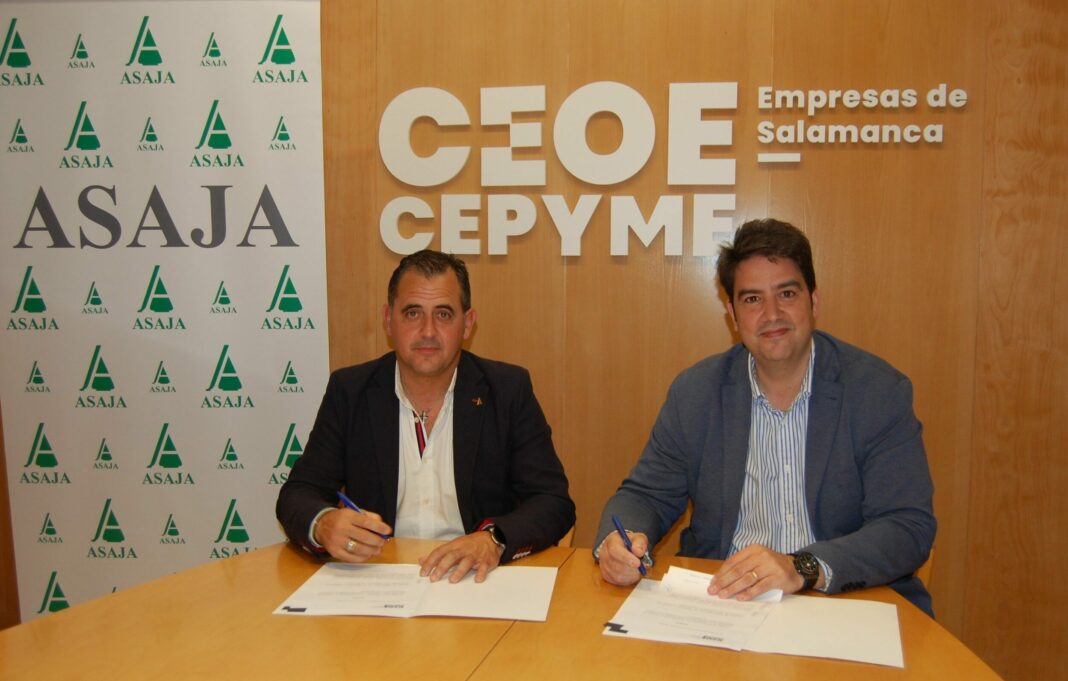 Juan Luis Delgado, pte de ASAJA Salamanca, y Diego García, pte de CEOE CEPYME.