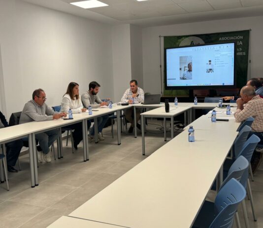 La Plataforma Pecuaria Bovina analiza en Salamanca la situación actual del sector y las enfermedades emergentes