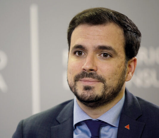 ASAJA SEGOVIA PIDE LA DIMISIÓN DEL MINISTRO «URBANO-PALETO» ALBERTO GARZÓN