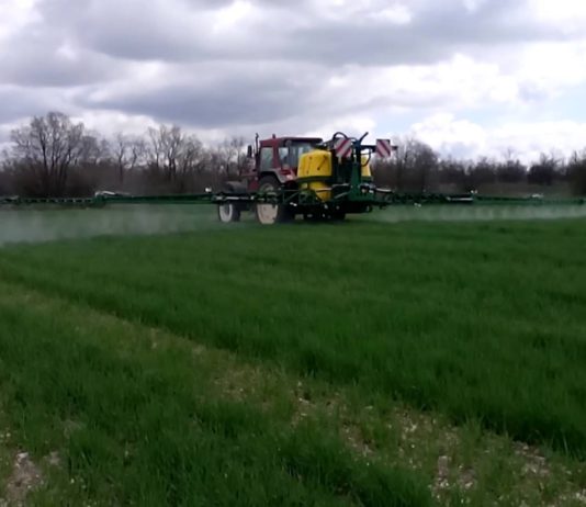 Bruselas da el visto bueno a la compra de la agroquímica estadounidense Monsanto por parte del grupo químico y farmacéutico alemán Bayer