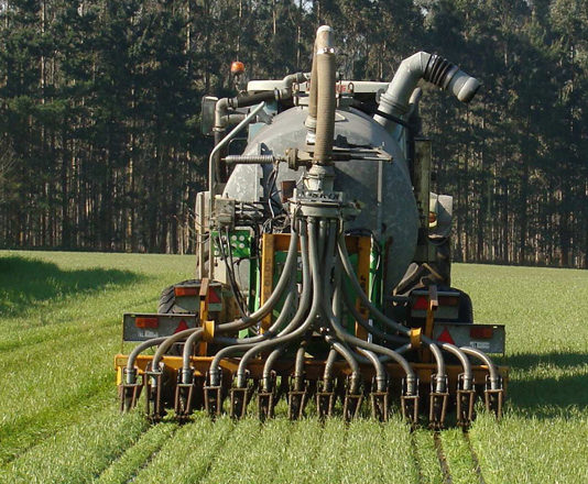 La Consejería de Agricultura y Ganadería confirma que 2019 será también un año de adaptación a los nuevos sistemas para la aplicación de purines