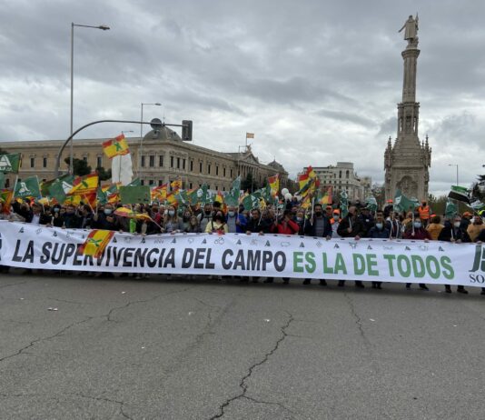 ASAJA Soria llevó el lema ‘La supervivencia del campo es la de todos’ hasta Madrid