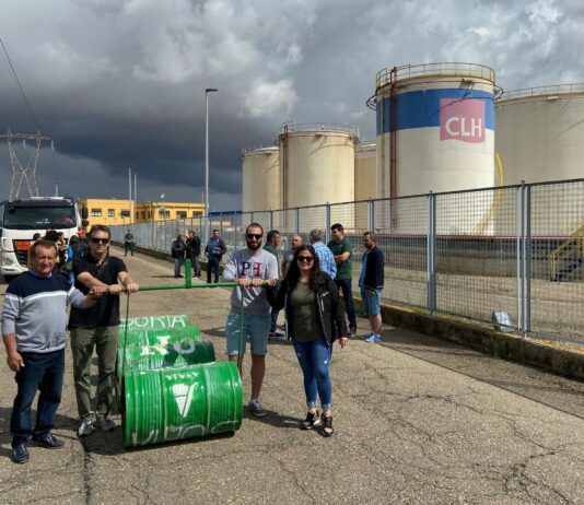 El Gobierno mantiene la rebaja de 20 céntimos en el gasóleo agrícola y llegan ayudas directas por la subida de los fertilizantes