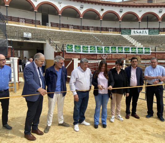 La presidenta de ASAJA inauguró la XII Feria Ganadera de Soria