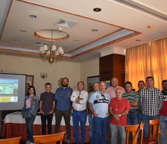 ASAJA Valladolid presenta el Grupo Operativo Purines 4.0 ASAJA Valladolid presenta el Grupo Operativo Purines 4.0