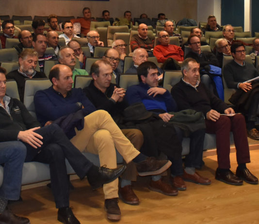 Los socios de ASAJA VALLADOLID respaldan unánimemente a su presidente y Junta Directiva Los socios de ASAJA VALLADOLID respaldan unánimemente a su presidente