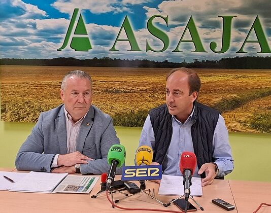 ASAJA califica de “arbitrario” el reparto de las ayudas por sequía, que penaliza a Castilla y León ASAJA califica de “arbitrario” el reparto de las ayudas por sequía, que penaliza a Castilla y León
