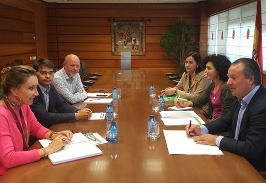 ASAJA pide a la Junta que propicie el acceso a internet de los habitantes del medio rural ASAJA pide a la Junta que propicie el acceso a internet de los habitantes del medio rural