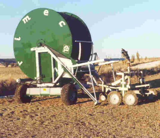 ASAJA-VALLADOLID EMPRENDE LA CONSTITUCIÓN DE UNA COMUNIDAD DE USUARIOS DEL ACUÍFERO DE LOS ARENALES ASAJA-VALLADOLID EMPRENDE LA CONSTITUCIÓN DE UNA COMUNIDAD DE USUARIOS DEL ACUÍFERO DE LOS ARENALES