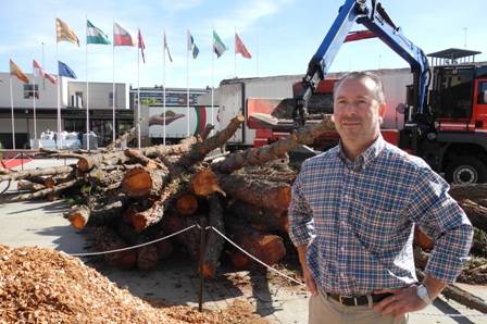 ASAJA pide a una mayor colaboración entre las administraciones para favorecer las energías renovables y los biocarburantes ASAJA pide a una mayor colaboración entre las administraciones para favorecer las energías renovables y los biocarburantes