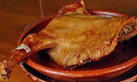 ASAJA pide que se refuercen los controles para que el cordero importado no se venda como lechazo de nuestra tierra ASAJA pide que se refuercen los controles para que el cordero importado no se venda como lechazo de nuestra tierra