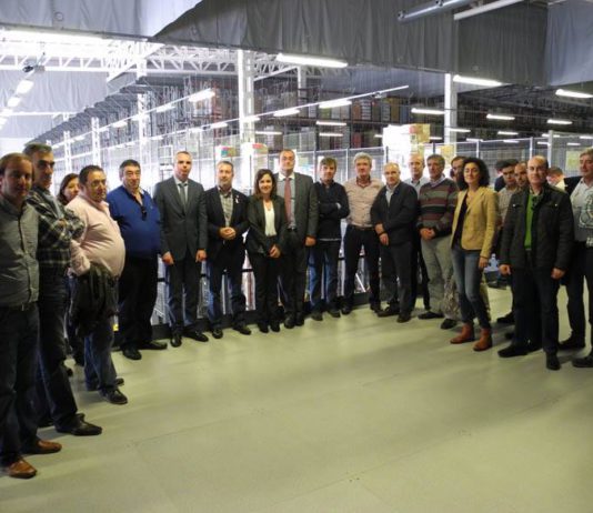 El equipo de ASAJA en Castilla y León visita las instalaciones de Mercadona en Villadangos (león) El equipo de ASAJA en Castilla y León visita las instalaciones de Mercadona en Villadangos (león)