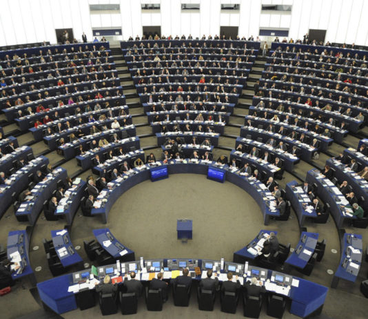 ASAJA apoya al cien por cien las lineas rojas marcadas por el Parlamento Europeo para defender al sector lácteo ASAJA apoya al cien por cien las lineas rojas marcadas por el Parlamento Europeo para defender al sector lácteo