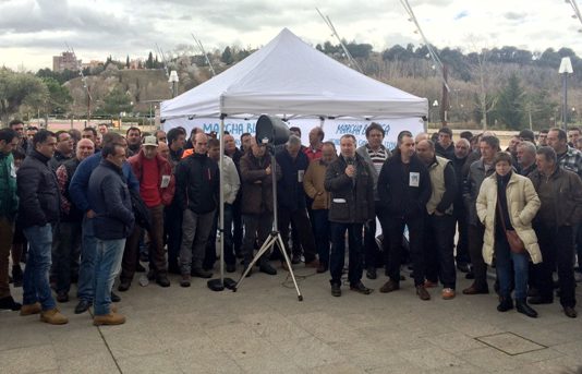 ASAJA pide a las Cortes que fuercen un mayor impulso político para solucionar los problemas del sector lácteo ASAJA pide a las Cortes que fuercen un mayor impulso político para solucionar los problemas del sector lácteo