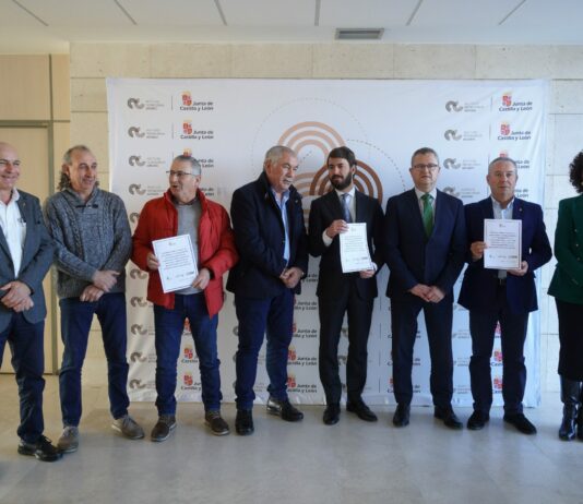 Castilla y León defenderá una propuesta de reforma de la PAC consensuada con las organizaciones agrarias