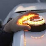 Las balizas V16 no son obligatorias en tractores ni maquinaria agrícola