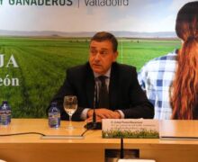 Convención Jóvenes Agricultores 2013. Celebrada el 17 de mayo en Valladolid, bajo el lema “Todo el campo por delante” Convención Jóvenes Agricultores 2013. Celebrada el 17 de mayo en Valladolid, bajo el lema “Todo el campo por delante”