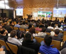 Convención Jóvenes Agricultores 2013. Celebrada el 17 de mayo en Valladolid, bajo el lema “Todo el campo por delante” Convención Jóvenes Agricultores 2013. Celebrada el 17 de mayo en Valladolid, bajo el lema “Todo el campo por delante”