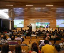 Convención Jóvenes Agricultores 2013. Celebrada el 17 de mayo en Valladolid, bajo el lema “Todo el campo por delante” Convención Jóvenes Agricultores 2013. Celebrada el 17 de mayo en Valladolid, bajo el lema “Todo el campo por delante”