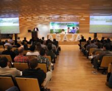 Convención Jóvenes Agricultores 2013. Celebrada el 17 de mayo en Valladolid, bajo el lema “Todo el campo por delante” Convención Jóvenes Agricultores 2013. Celebrada el 17 de mayo en Valladolid, bajo el lema “Todo el campo por delante”