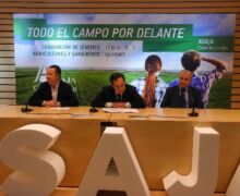 Convención Jóvenes Agricultores 2013. Celebrada el 17 de mayo en Valladolid, bajo el lema “Todo el campo por delante” Convención Jóvenes Agricultores 2013. Celebrada el 17 de mayo en Valladolid, bajo el lema “Todo el campo por delante”